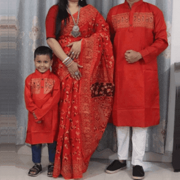 বাচ্চা সহ কাপড় ড্রেস(ফ্যামিলি কম্বো)